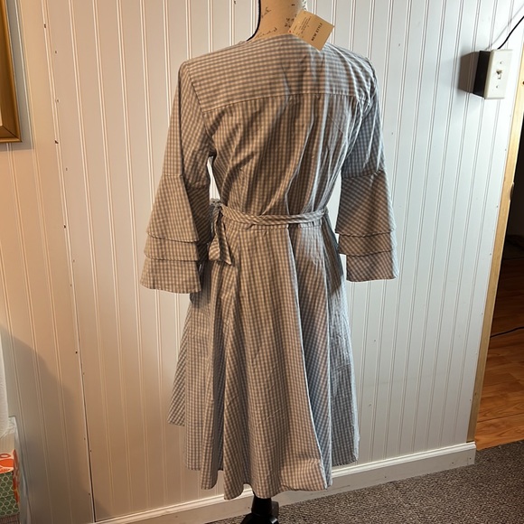 Dress - Picture 3 of 4